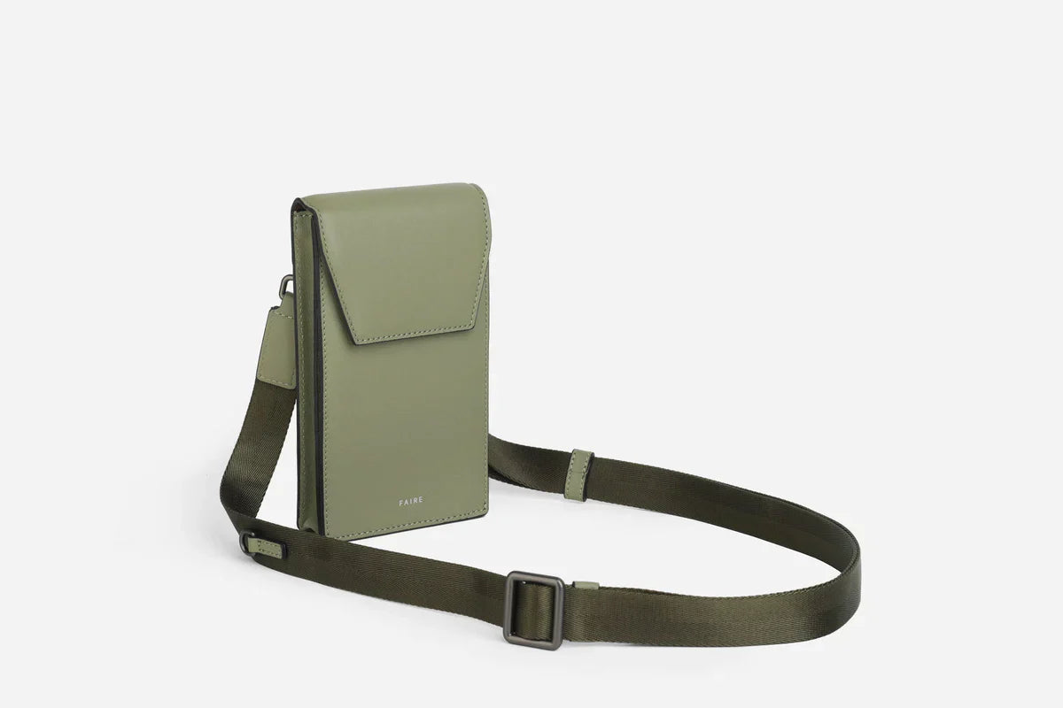 Unisex EasyTraveler Pouch